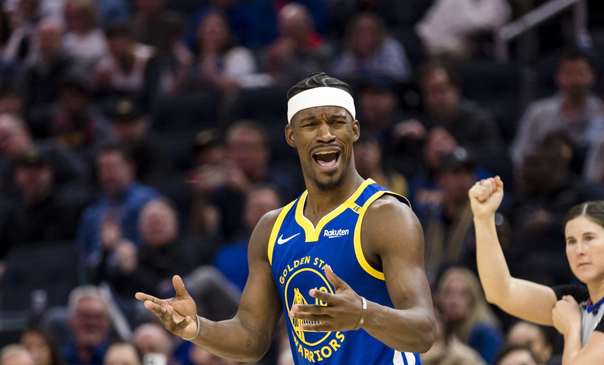 开云体育app-巴特勒在DWG比赛中败北，险胜引发热议！赛场气氛高涨(巴特勒 总决赛)