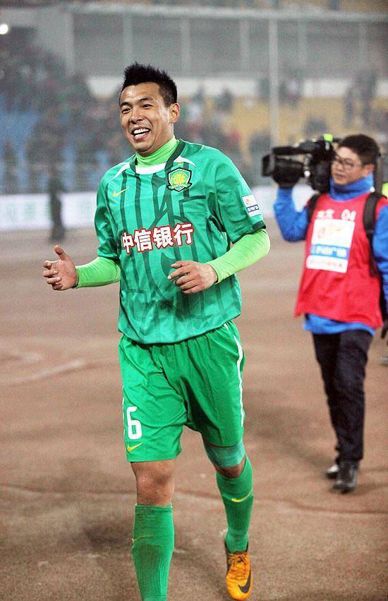 kaiyun官网中国-包含集结日上海申花调整名单以备荷甲；造点机会环节打磨；球迷炸锅；纪律约束更严格的词条