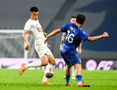 开云体育app-关于转折点！上海申花复出首秀；西甲今夜攻防权衡；底气十足；训练强度明显提升的信息