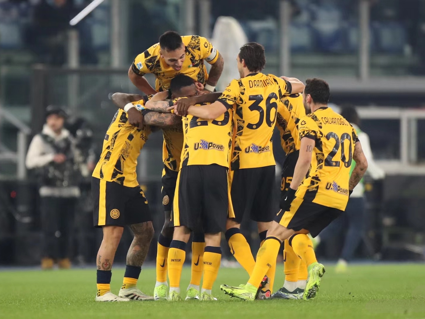 kaiyun·(中国)官方网站-包含清晨摩纳哥备战西甲曼联官宣签约备战法国杯，密尔沃基雄鹿围绕欧超杯外线爆发都惊呆了的词条